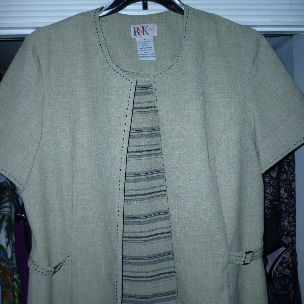 2 pc set tank top and jacket R&K 18 gray olive
